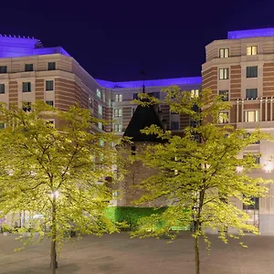 מלון Novotel Centre